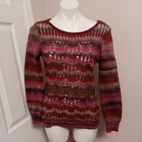 Skye's the limit sweater - Picture 1 of 3